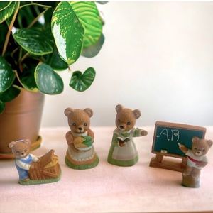 Homco Set Of 4 Ceramic School &‎ Picnic Bear Figurines